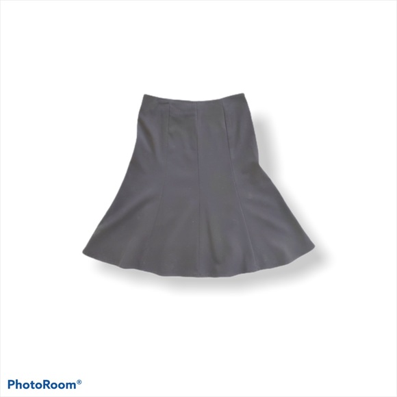 Black pleated skirt (girls' size 10) - Picture 1 of 2